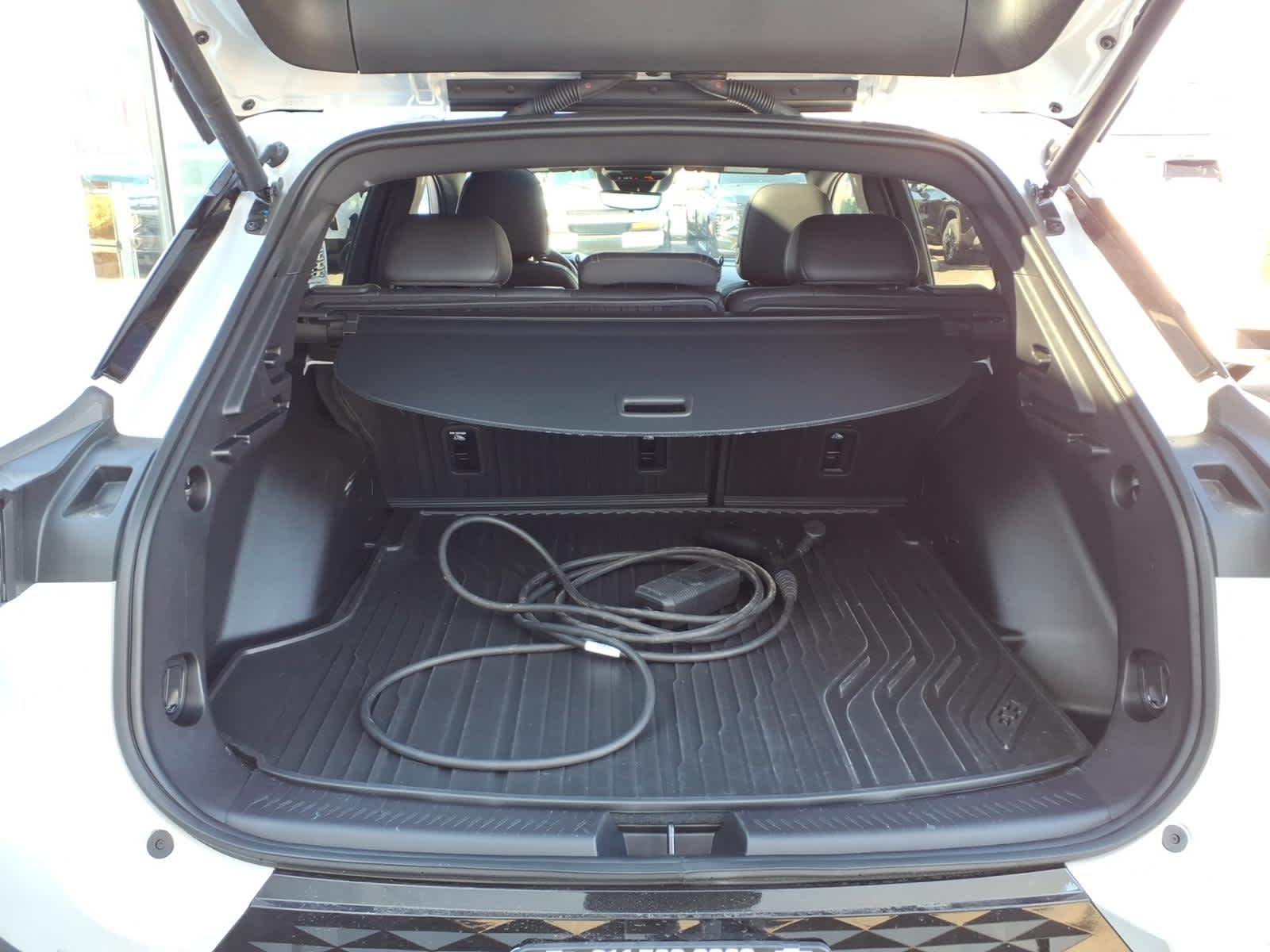 2025 Chevrolet Equinox EV RS - Photo 22
