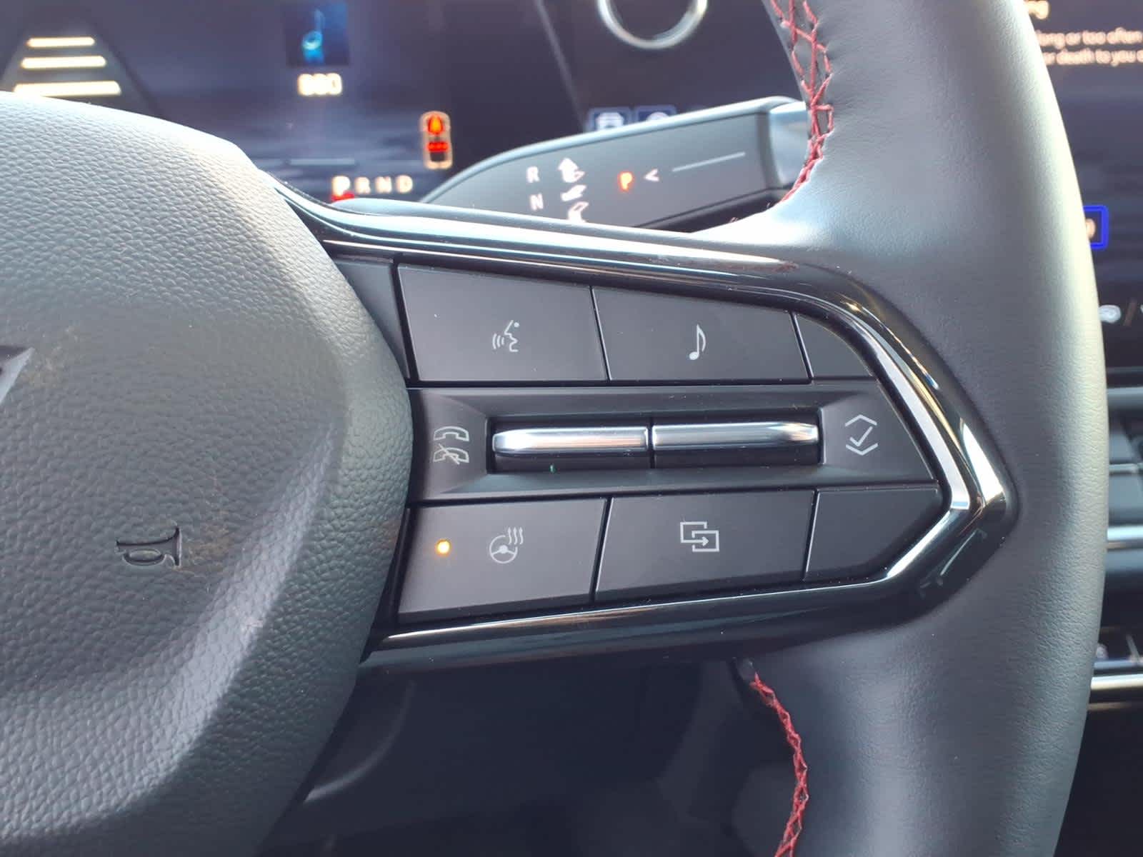 2025 Chevrolet Equinox EV RS - Photo 18