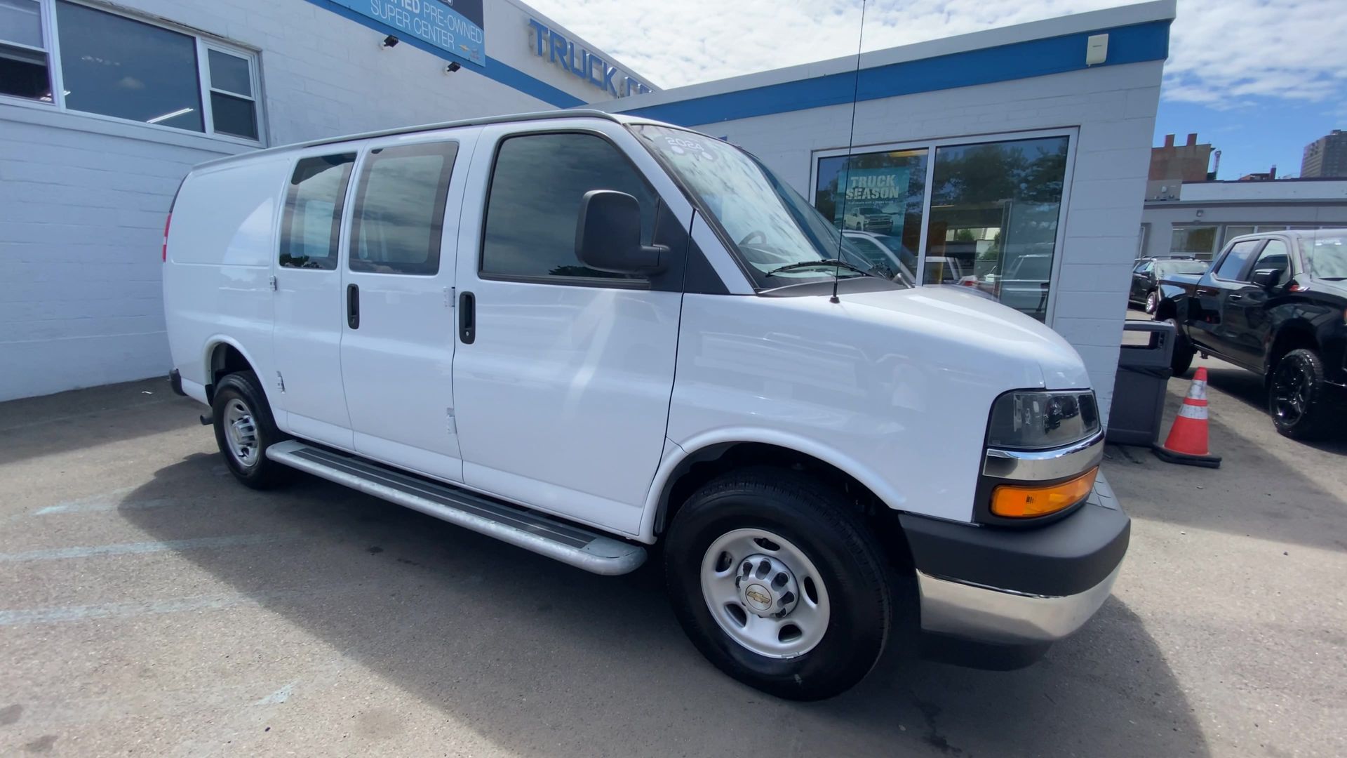 2024 Chevrolet Express Cargo 2500 Van photo 3