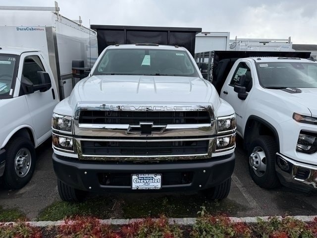 2024 Chevrolet Silverado 4500 Medium Duty Chassis Cab Work Truck's photo