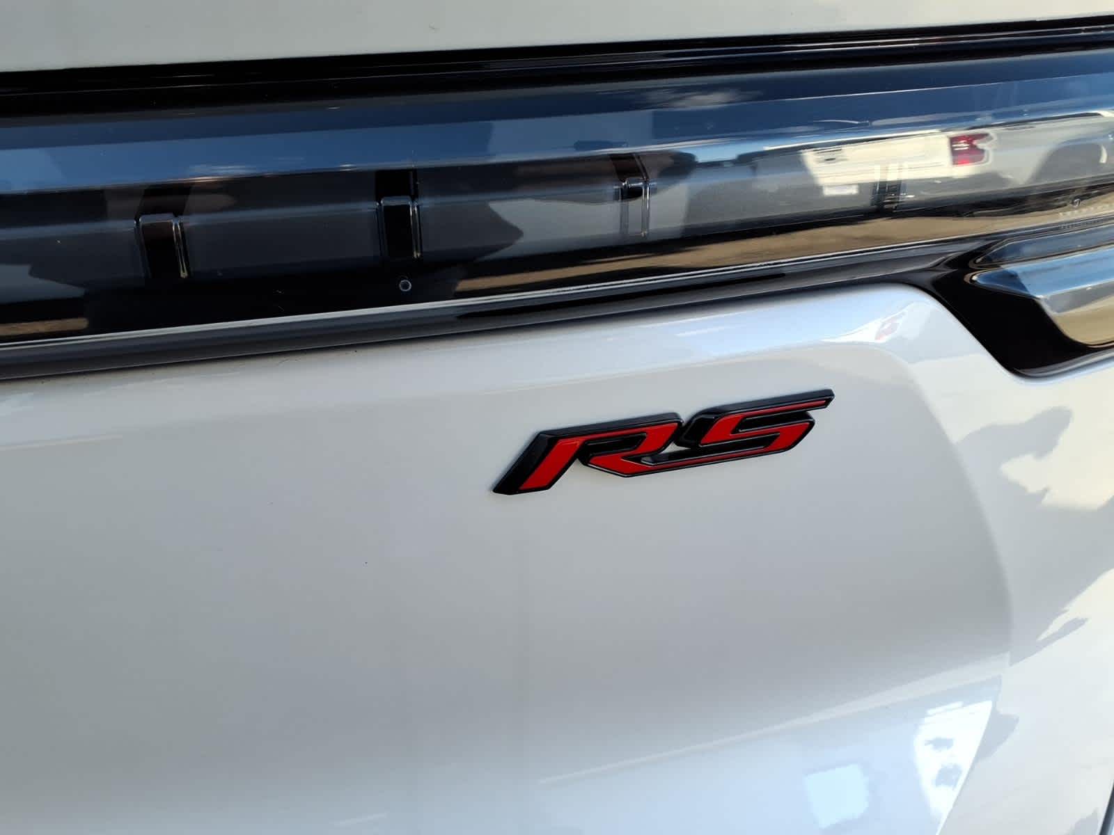 2025 Chevrolet Equinox EV RS - Photo 21