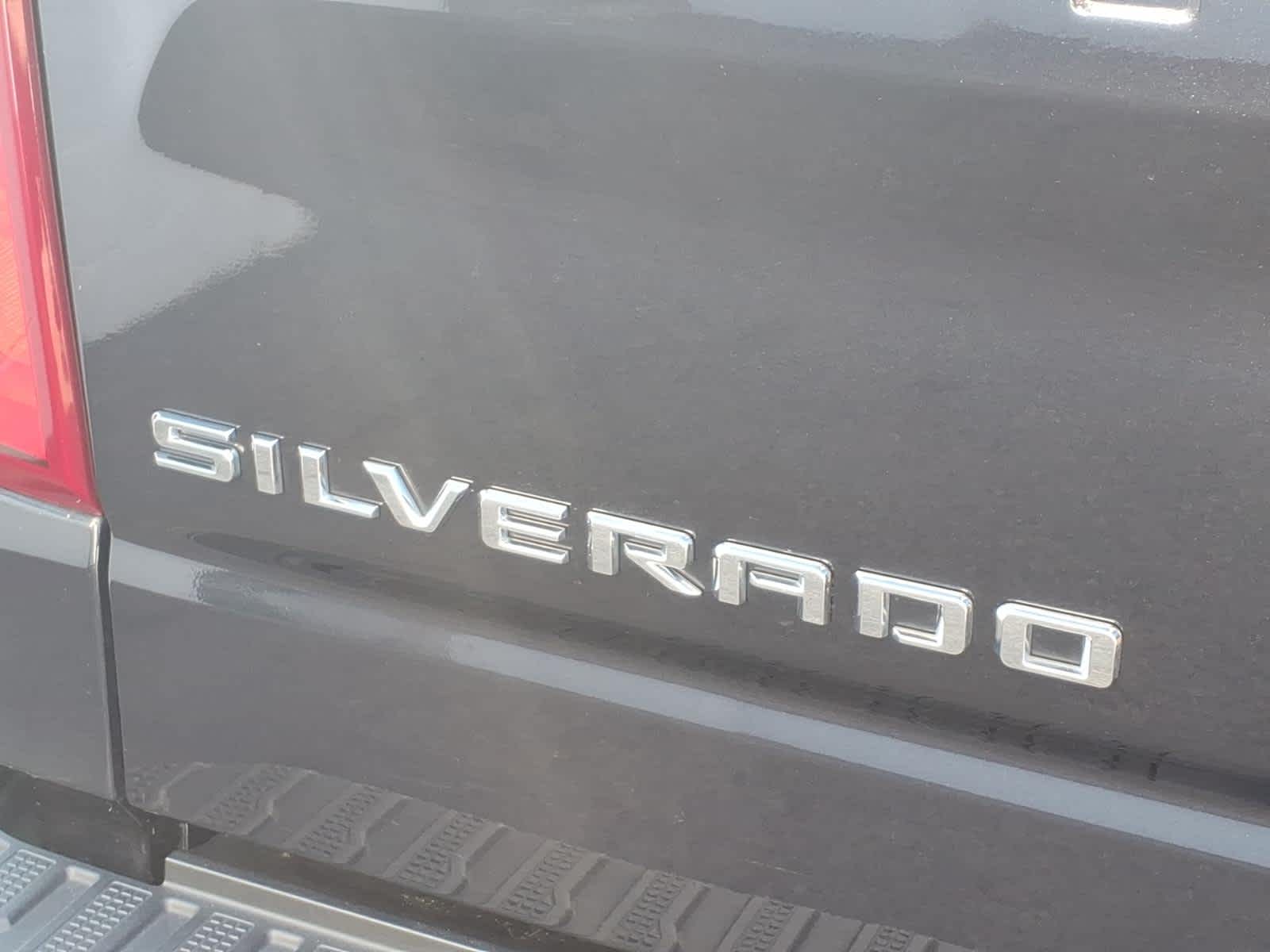 2023 Chevrolet Silverado 1500 RST - Photo 17