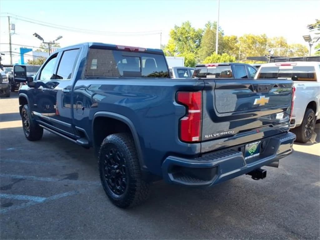 Used 2025 Chevrolet Silverado 2500 HD High Country Truck