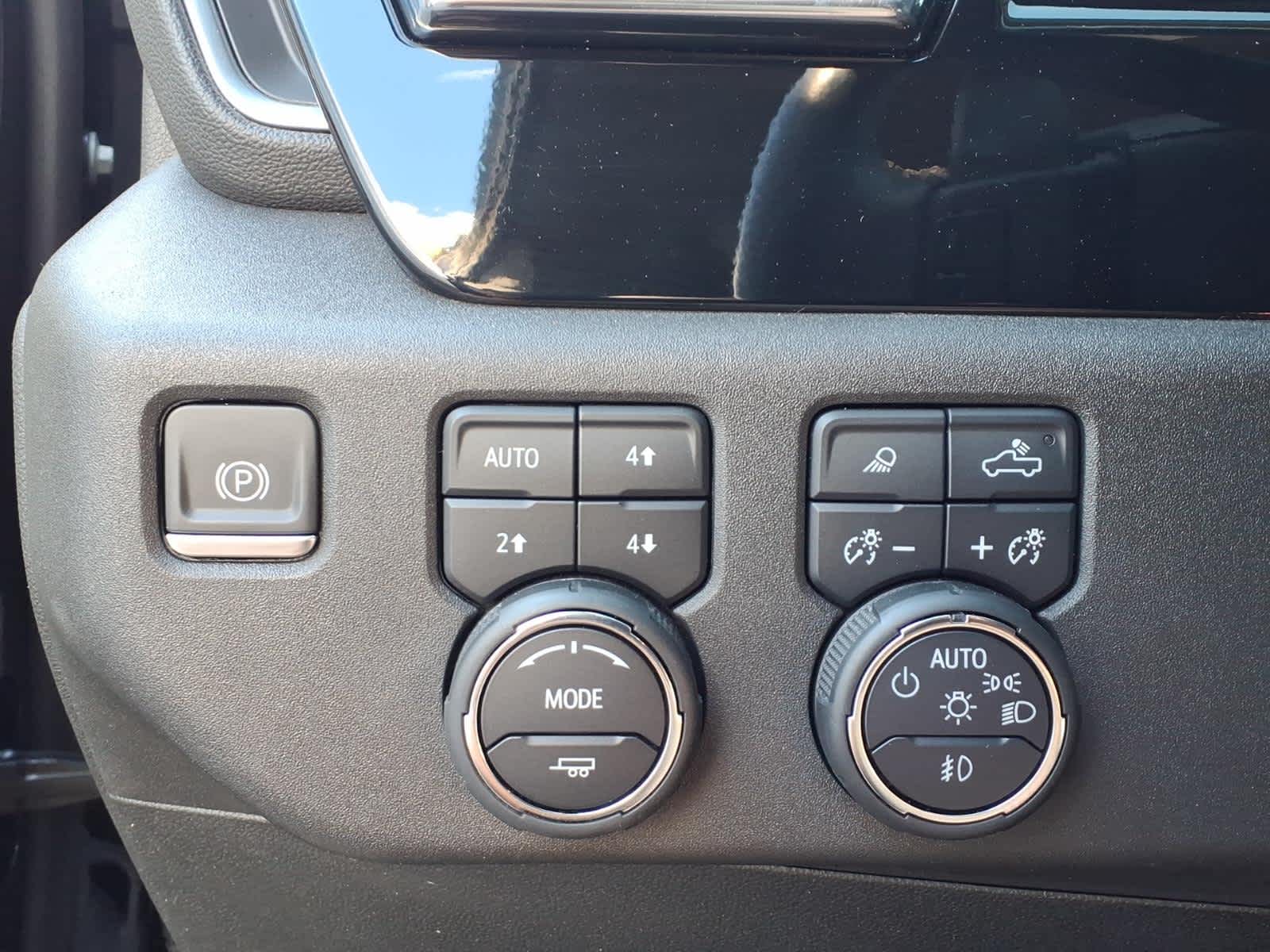 2023 Chevrolet Silverado 1500 RST - Photo 11