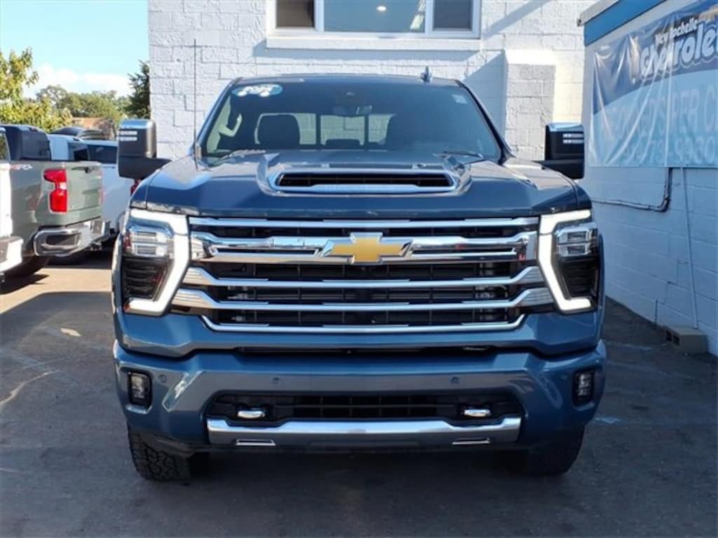 Used 2025 Chevrolet Silverado 2500 HD High Country Truck