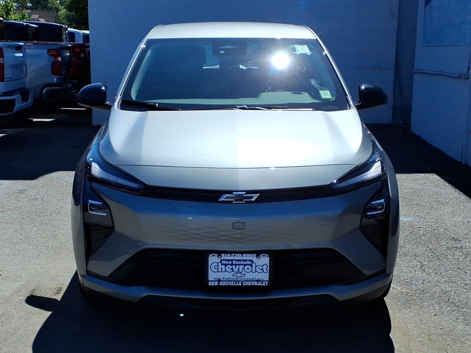 Used 2027 Chevrolet Bolt LT with VIN 1G1FY6EV3VF102819 for sale in New Rochelle, NY