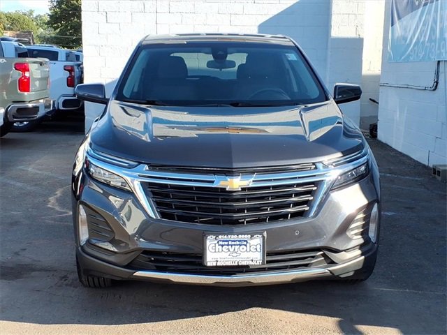 2023 Chevrolet Equinox LT photo 2