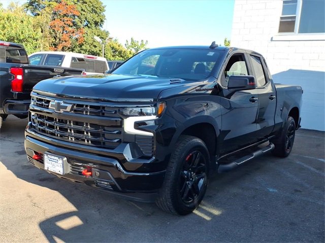 2022 Chevrolet Silverado 1500 RST photo 3