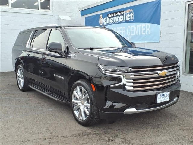 2024 Chevrolet Suburban High Country's photo