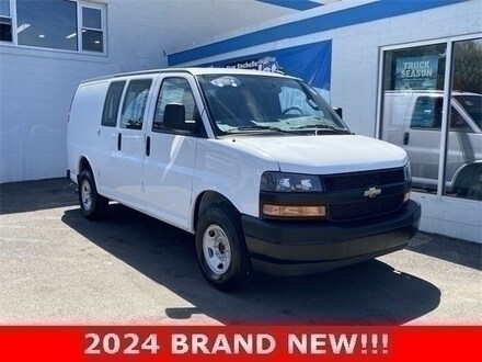2024 Chevrolet Express Cargo 2500 WT Van