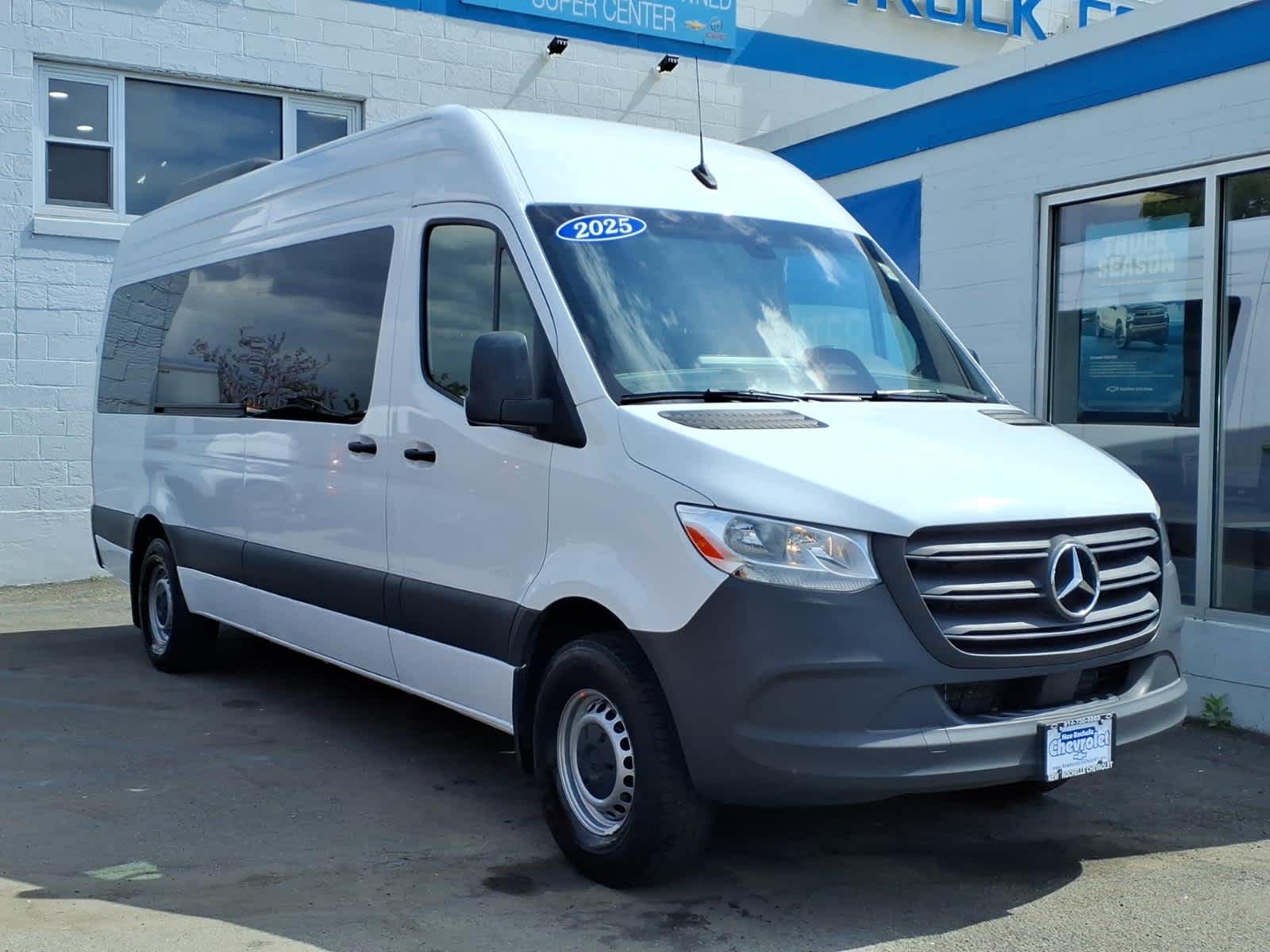2025 Mercedes-Benz Sprinter 2500 170 WB High Roof's photo