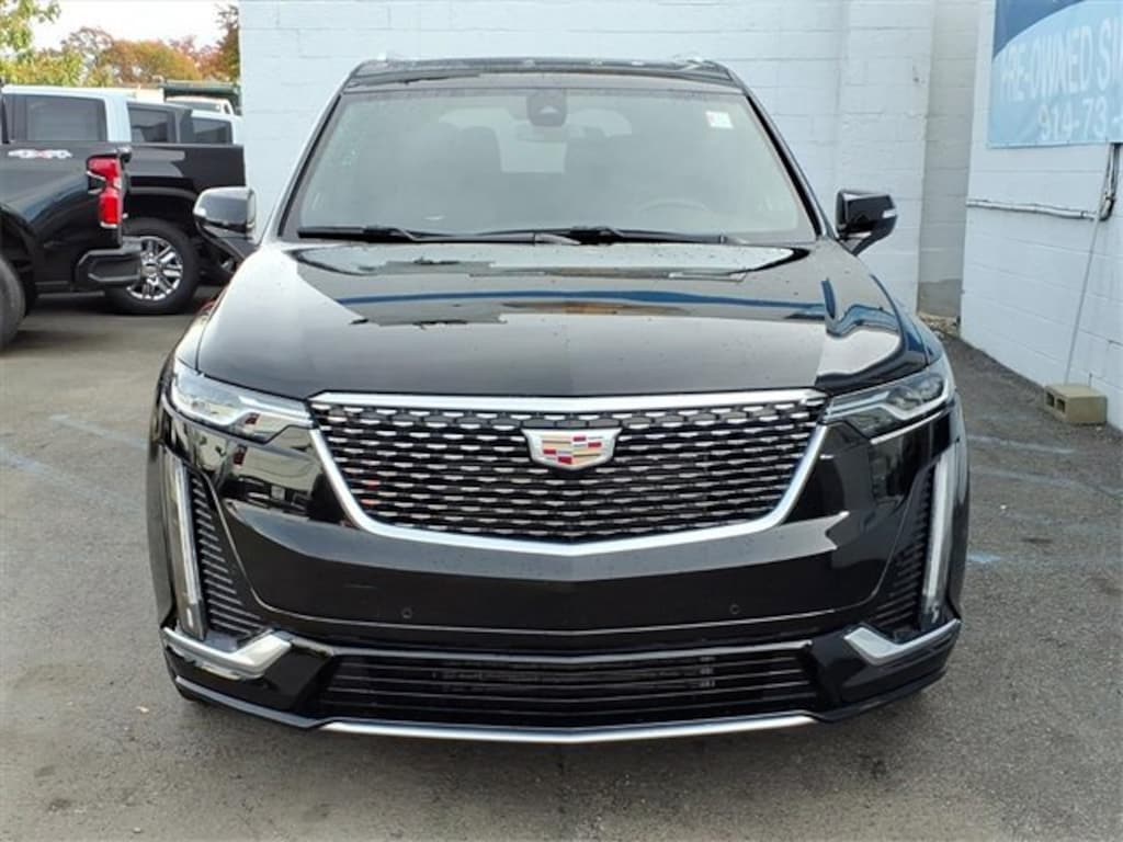 Used 2025 CADILLAC XT6 Premium Luxury SUV
