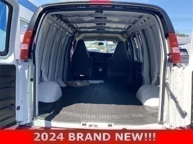2024 Chevrolet Express Cargo Work Van - Photo 22