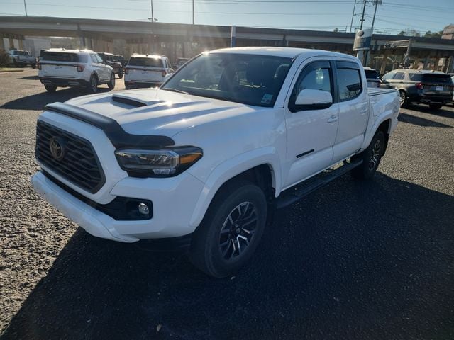 2020 Toyota Tacoma TRD Sport's photo