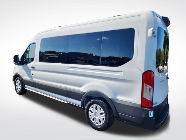 2025 Ford Transit Passenger Van XLT photo 3
