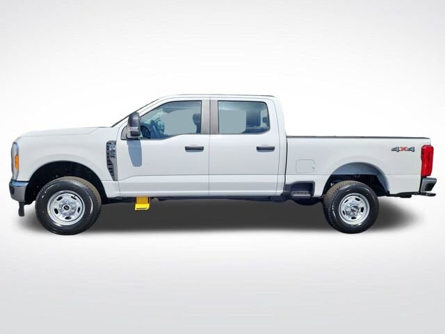2026 Ford F-250 XL photo 2