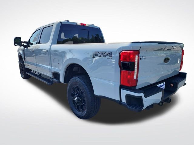2025 Ford F-250 Lariat photo 3