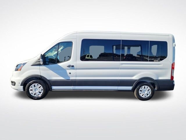 2025 Ford Transit Passenger Van XLT photo 2