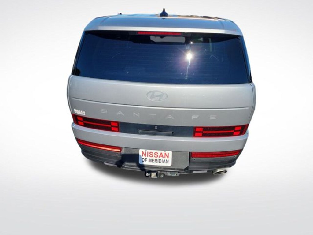 Used 2025 Hyundai Santa Fe SE SUV