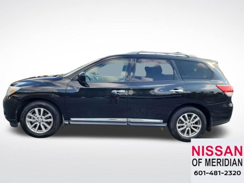 Used 2015 Nissan Pathfinder SL SUV