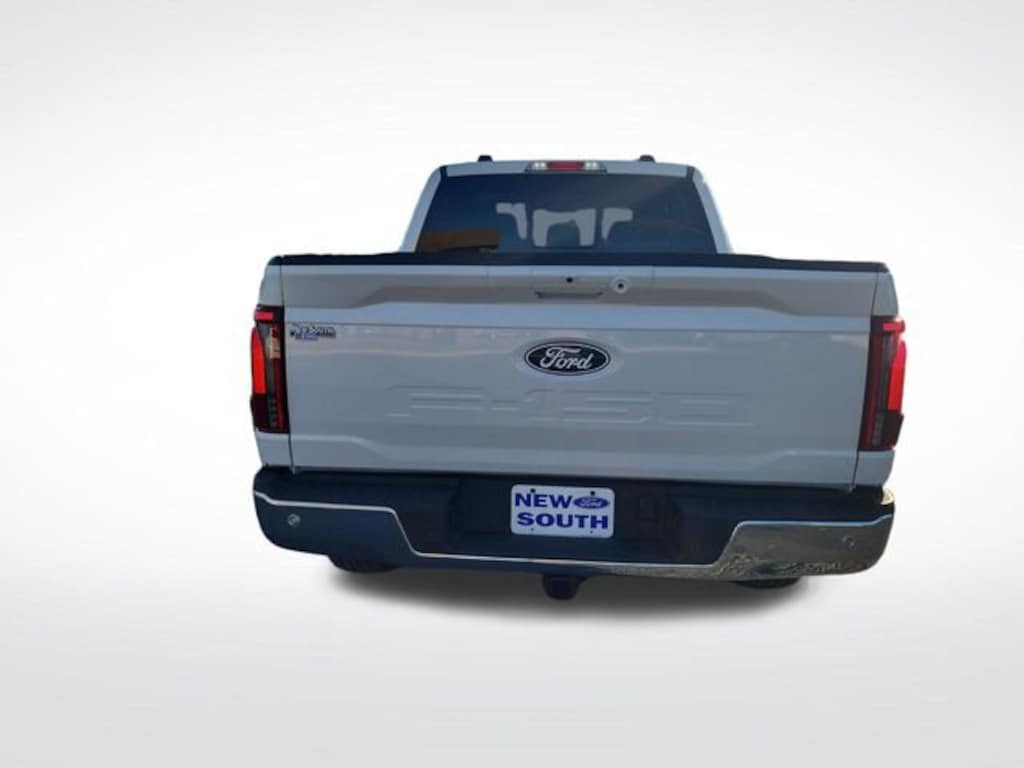 New 2025 Ford F-150 Lariat TRUCK