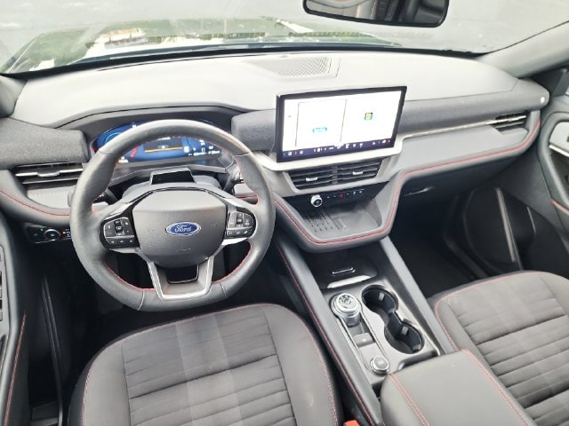 2025 Ford Explorer ST-LINE - Photo 12