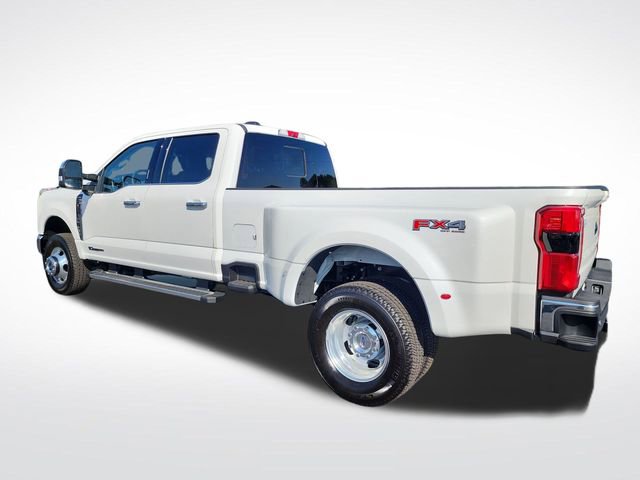 2026 Ford F-350 Lariat photo 3