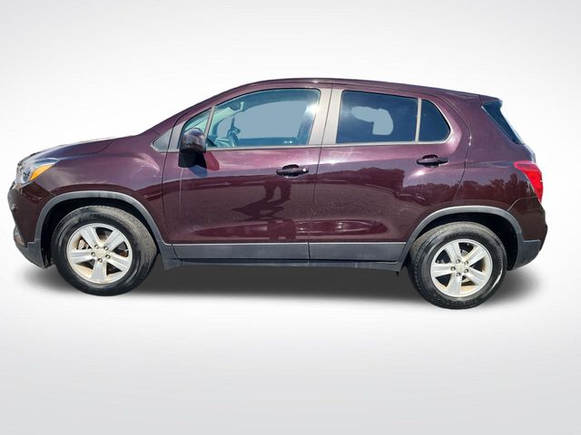 Used 2021 Chevrolet Trax LS with VIN KL7CJKSB7MB317818 for sale in Meridian, MS