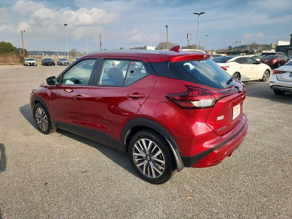 Used 2023 Nissan Kicks SV SUV