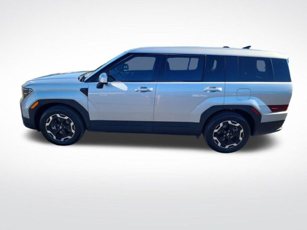 Used 2025 Hyundai Santa Fe SE SUV