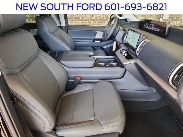 2026 Ford Expedition Active - Photo 14