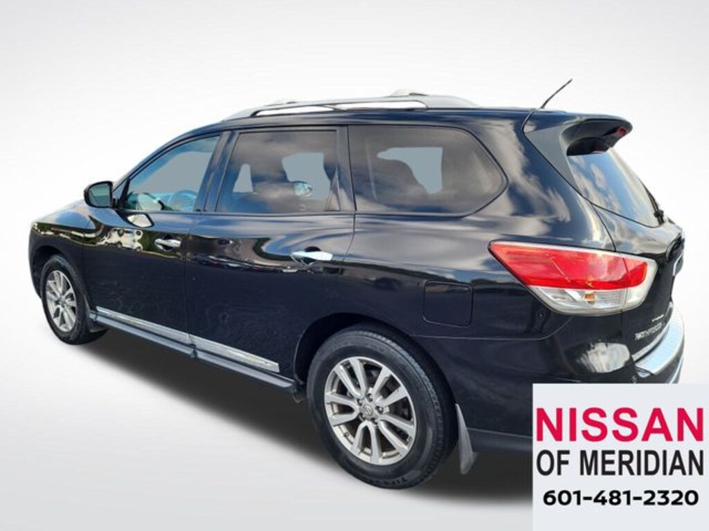 Used 2015 Nissan Pathfinder SL SUV