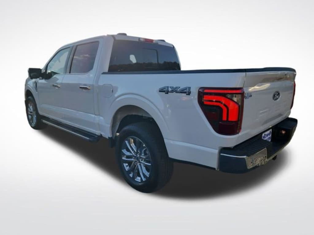 New 2025 Ford F-150 Lariat TRUCK