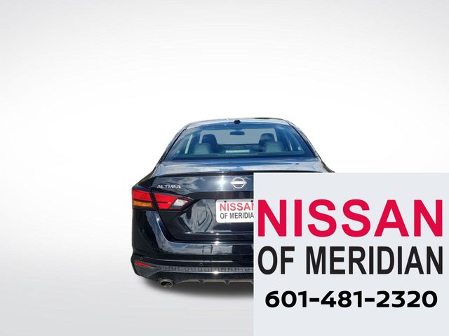 2024 Nissan Altima 2.5 SR photo 4