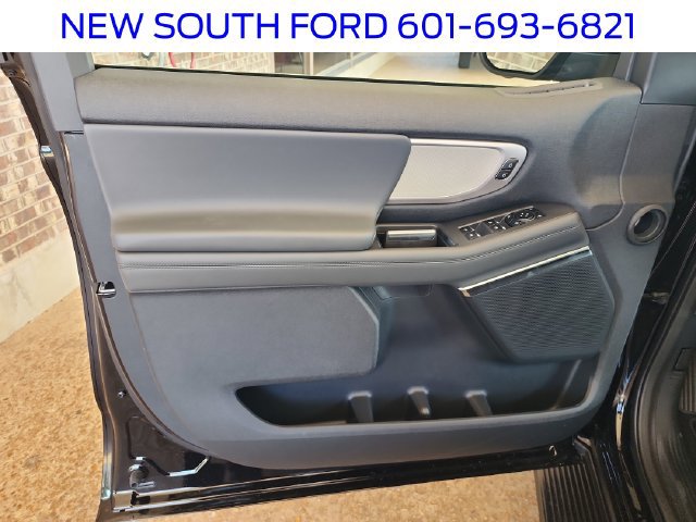 2026 Ford Expedition Active - Photo 10