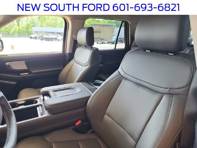 2026 Ford Expedition Active - Photo 12