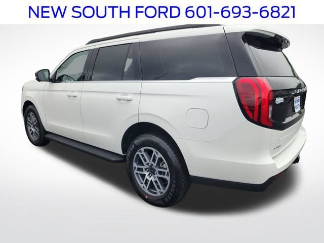 2026 Ford Expedition Active - Photo 4