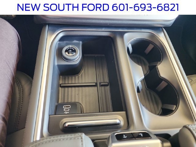 2026 Ford Expedition Active - Photo 19