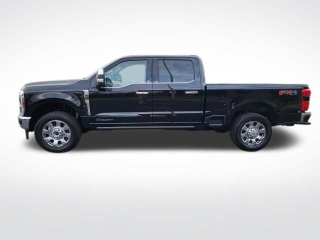 2025 Ford F-250 photo 2