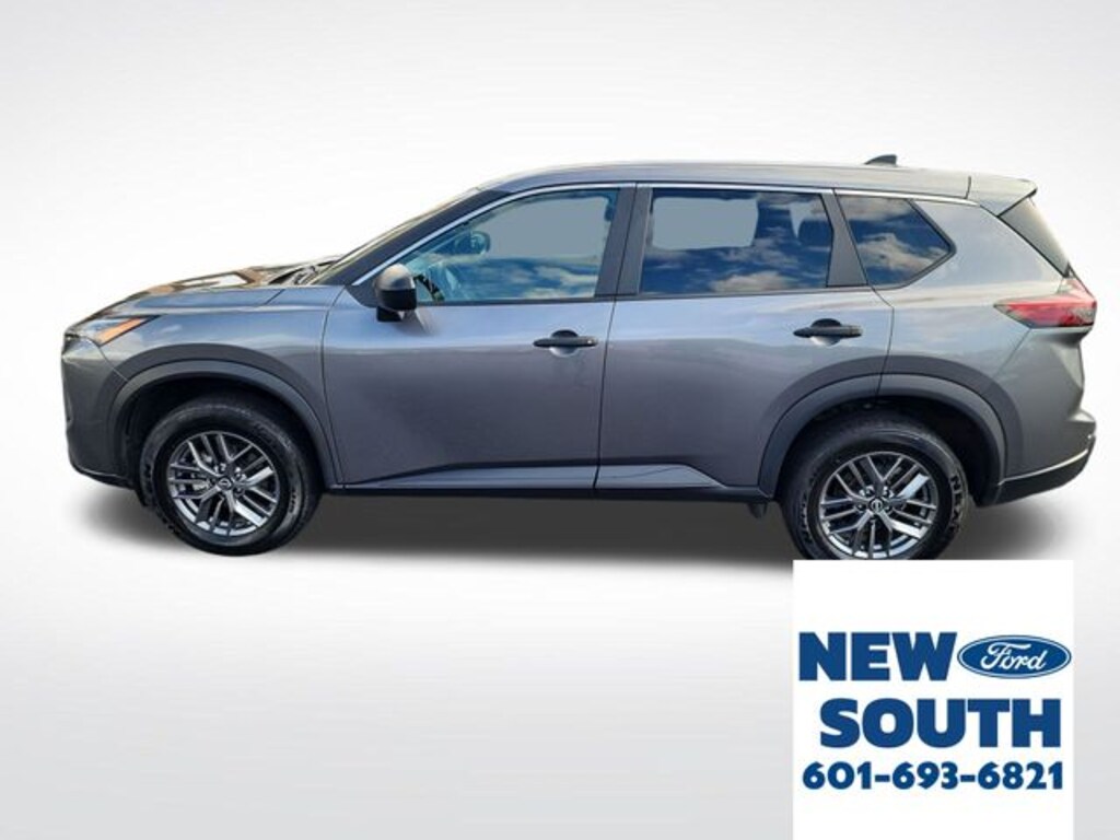 Used 2024 Nissan Rogue S SUV