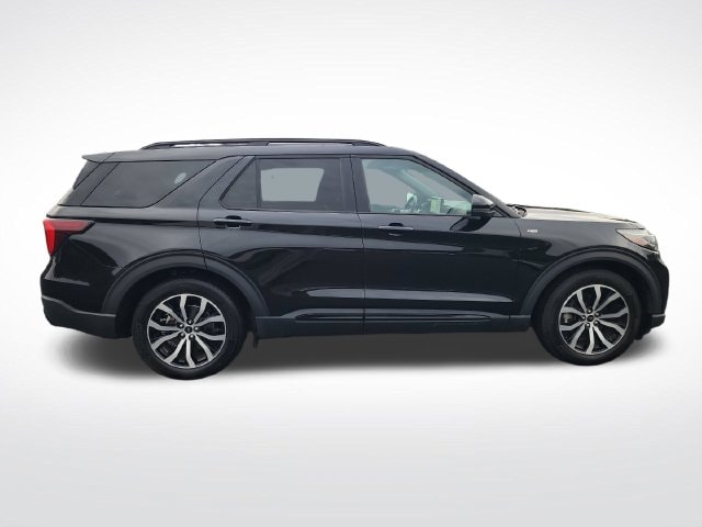 2025 Ford Explorer ST-LINE - Photo 6