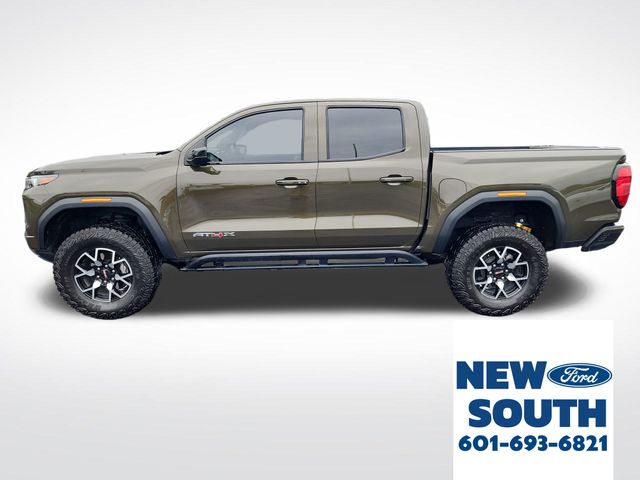 2024 Gmc Canyon AT4X photo 2