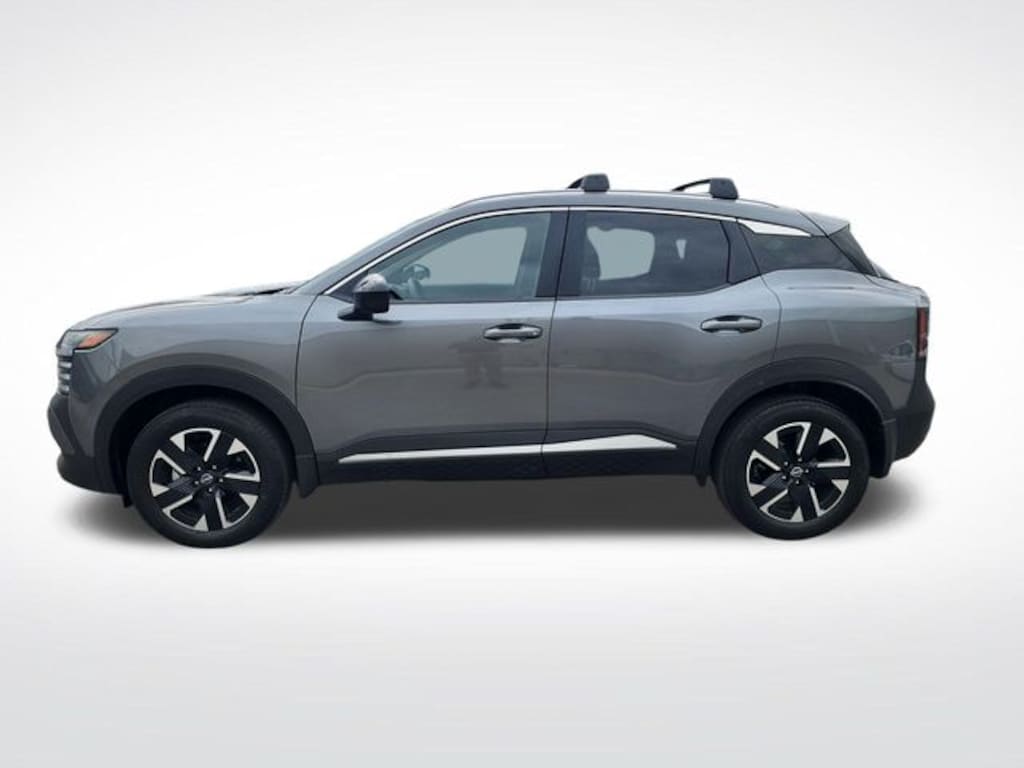 Used 2026 Nissan Kicks SV SUV