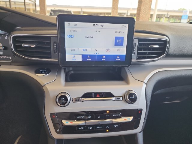 2024 Ford Explorer XLT - Photo 18