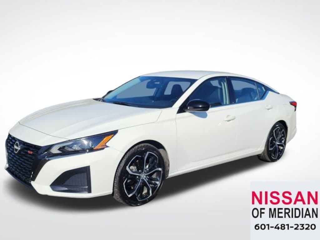 Used 2024 Nissan Altima 2.5 SR Sedan