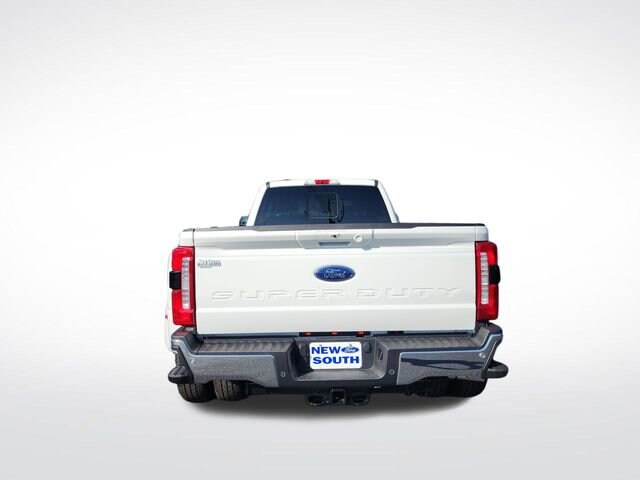 2026 Ford F-350 Lariat photo 4