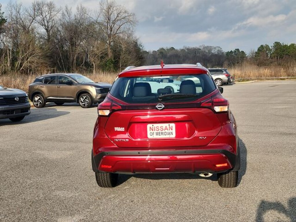 Used 2023 Nissan Kicks SV SUV
