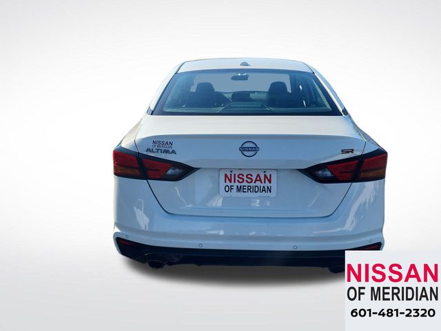 2024 Nissan Altima 2.5 SR photo 4