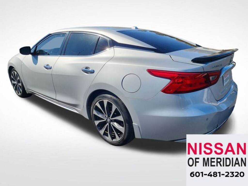 Used 2016 Nissan Maxima SR Sedan