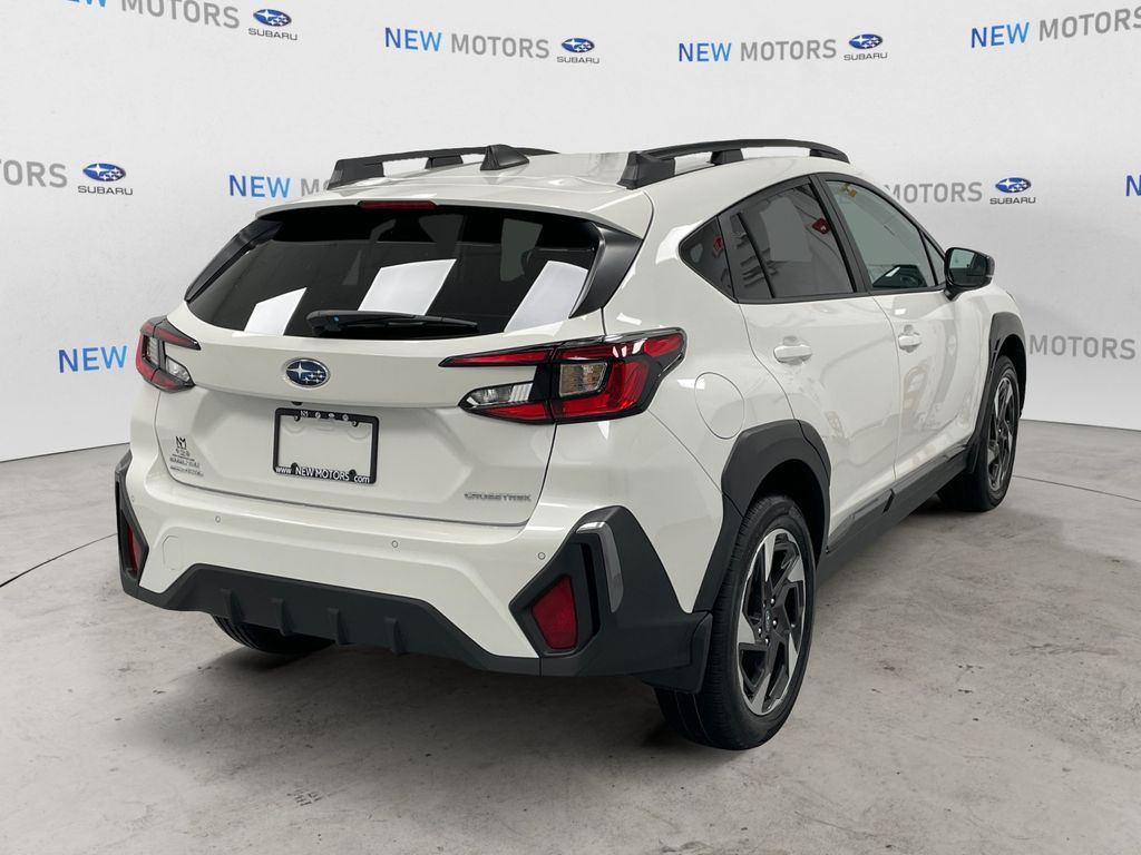 2025 Subaru Crosstrek Limited photo 4